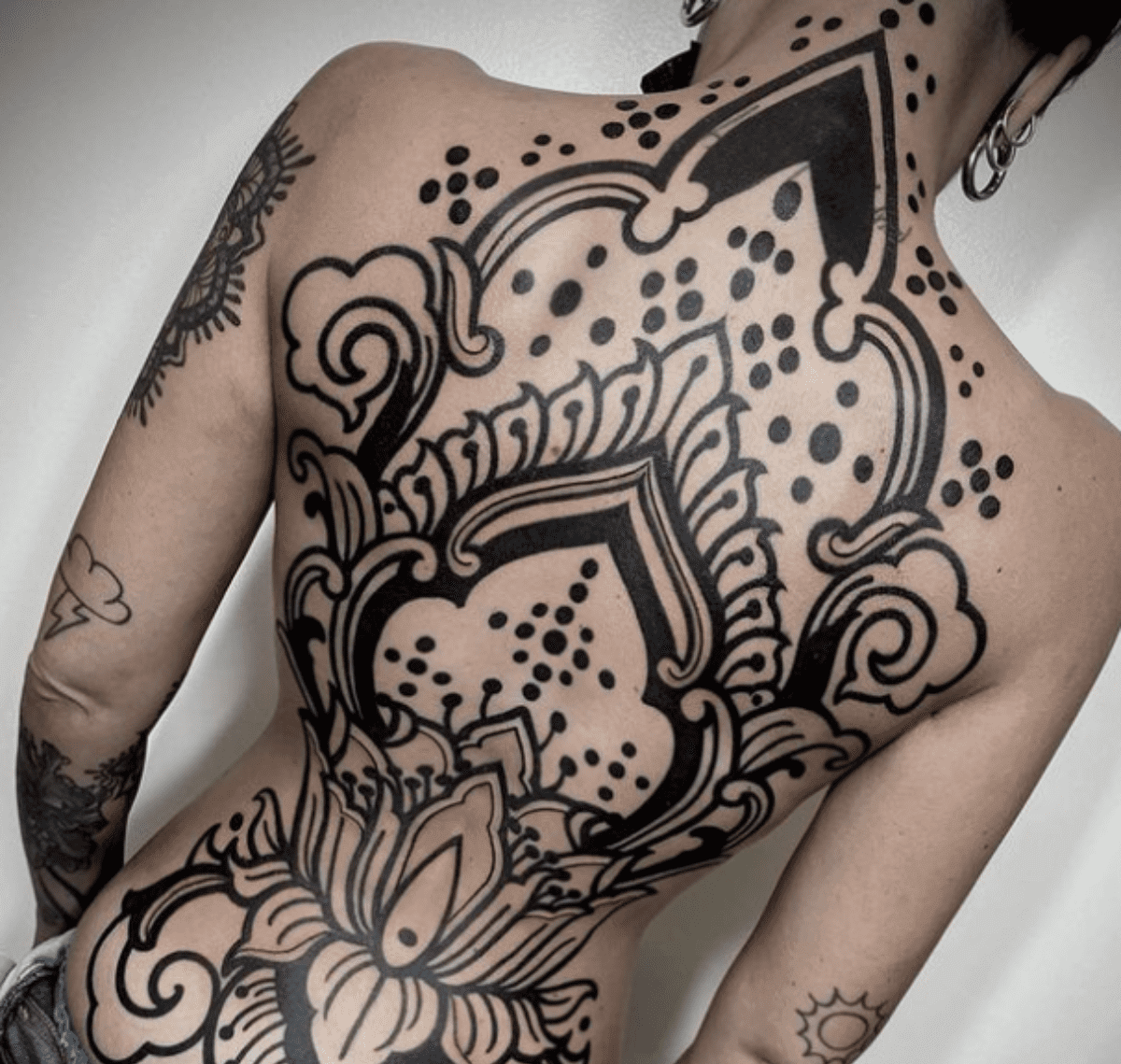 Tatuaggio geometrico Lisa Peri Pordenone - Friuli Venezia Giulia