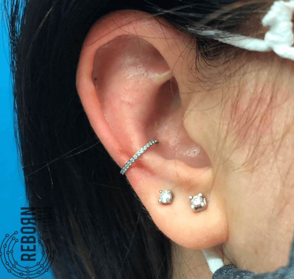 Piercing orecchio multiplo Pordenone - Le Tatuarti di Lisa Peri